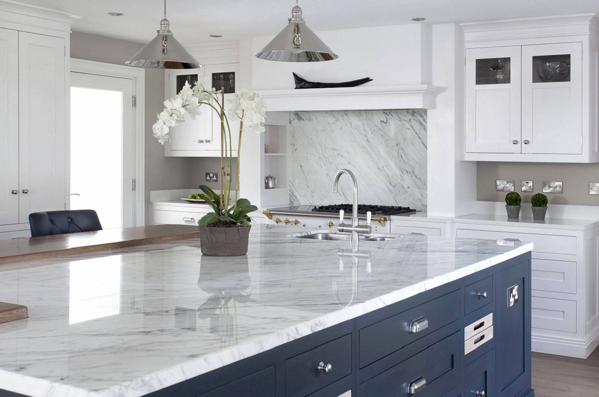 Read more about the article Quartz vs. Granite Countertops – Which is better?